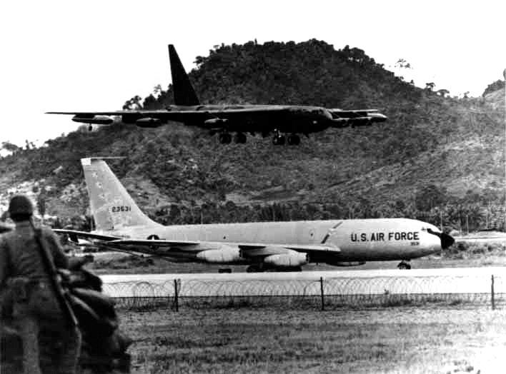 KC-135B